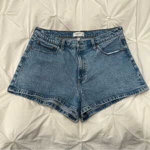 Abercrombie & Fitch Blue Denim High Rise The Mom Short Curve Love Shorts